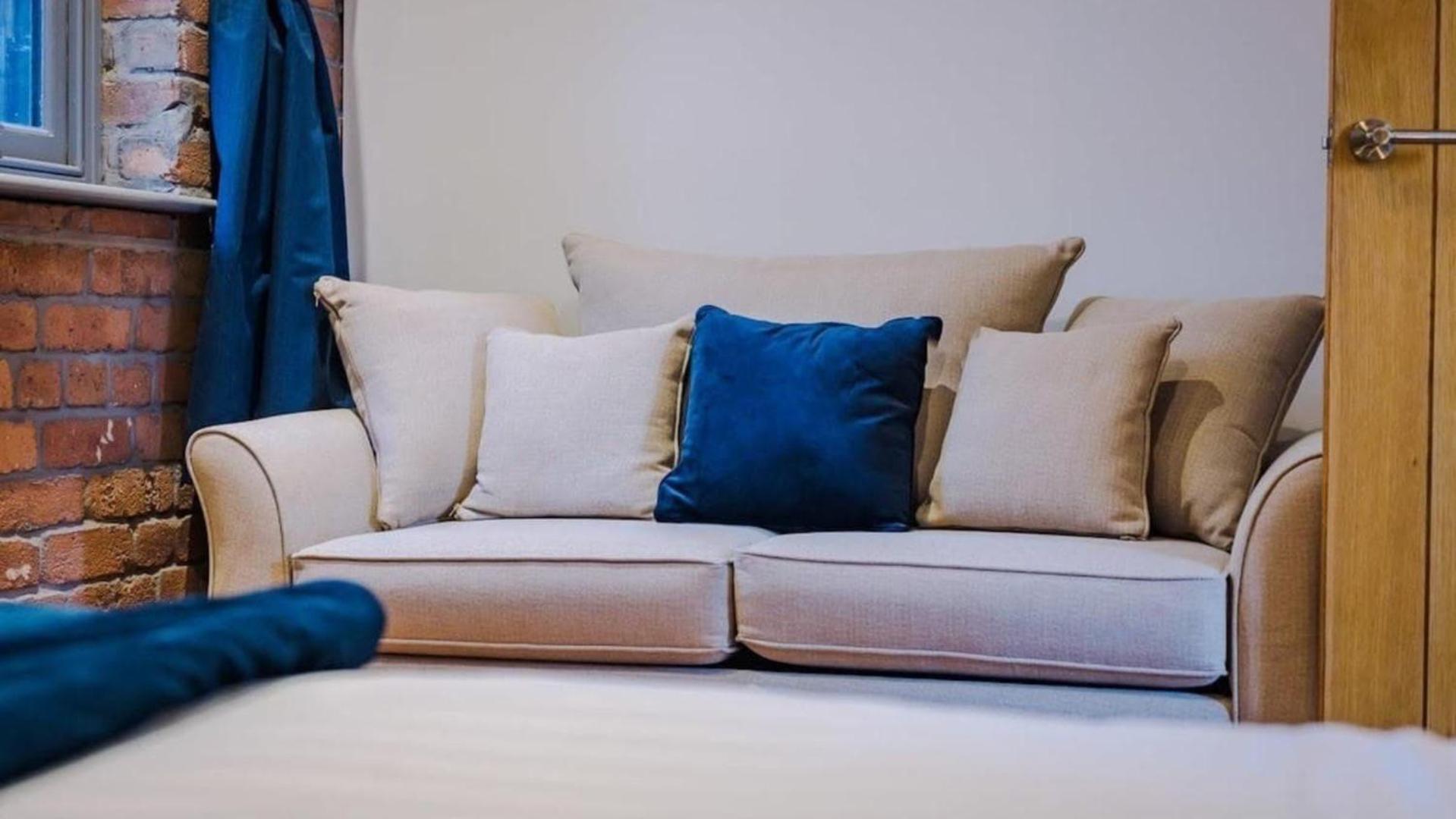 Stylish For 8 Guests Apartment