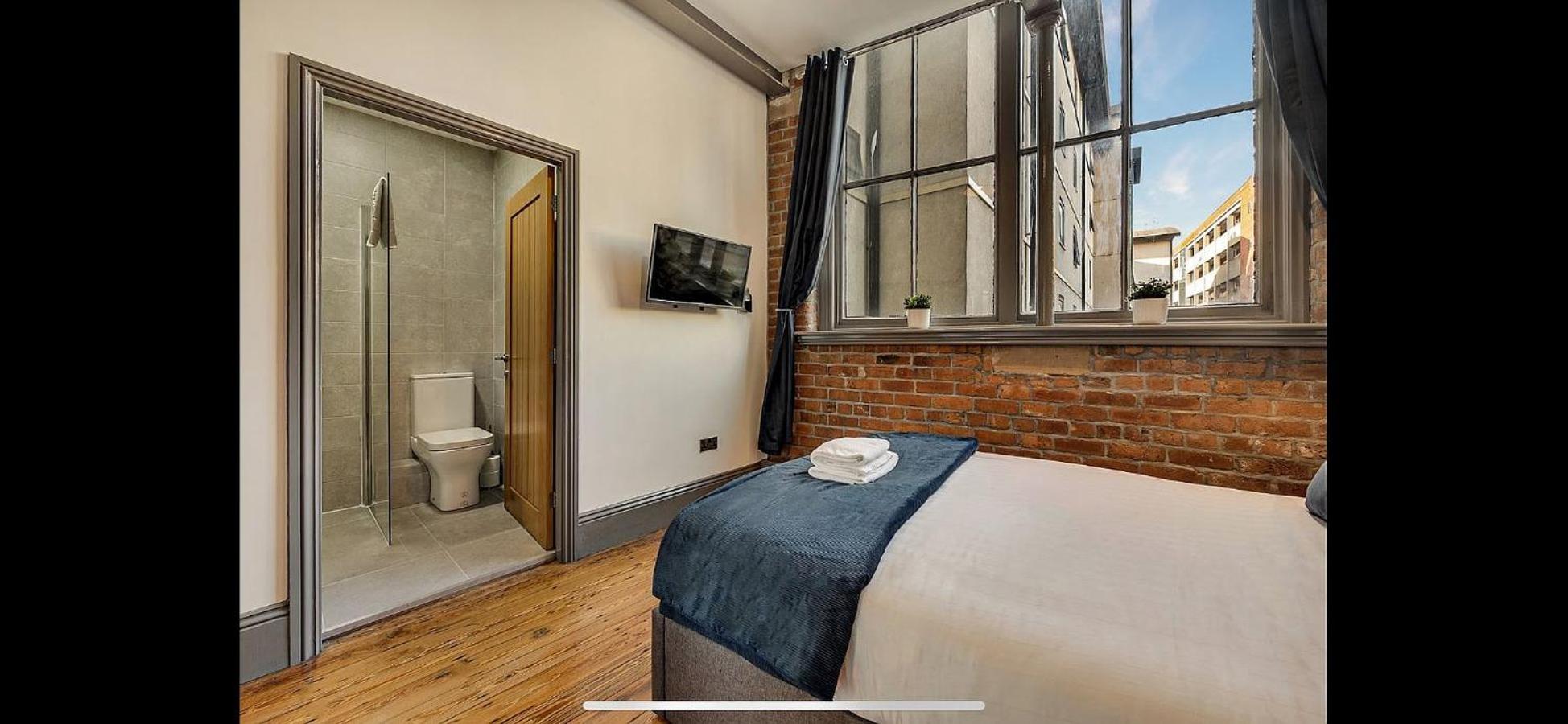 Stylish For 8 Guests Apartment